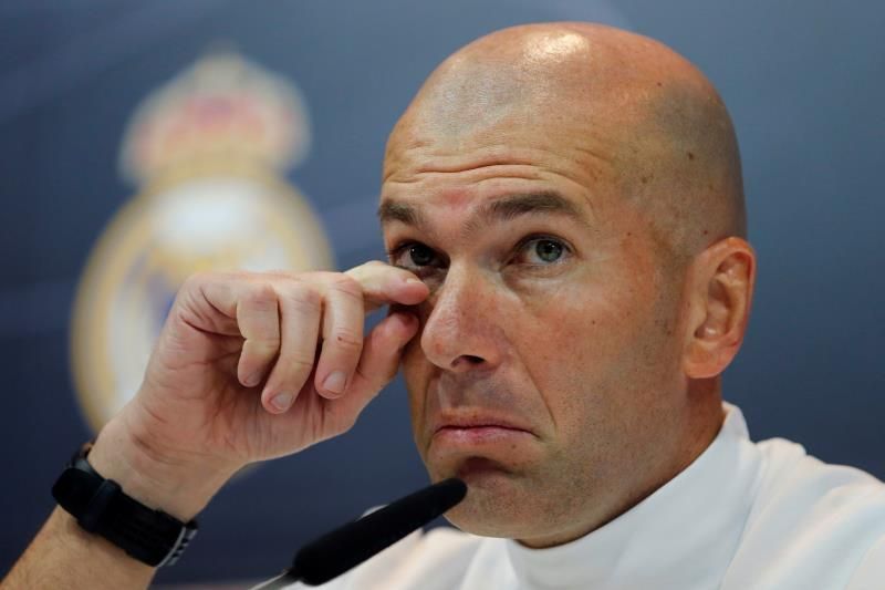 Zidane admite que entrenar al Real Madrid es "muchísimo desgaste"