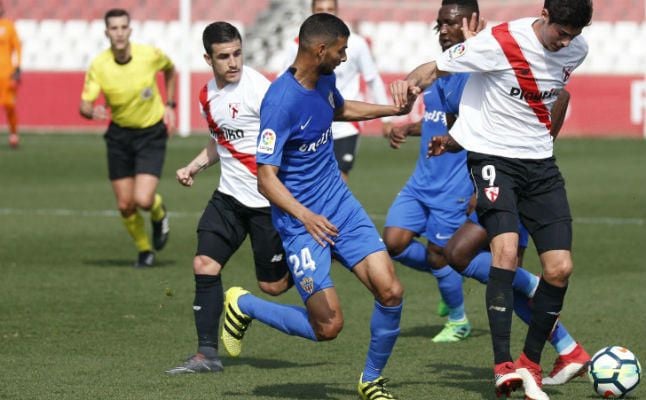 0-3: Paso hacia la salvación del Almería, que desahucia al Sevilla Atlético