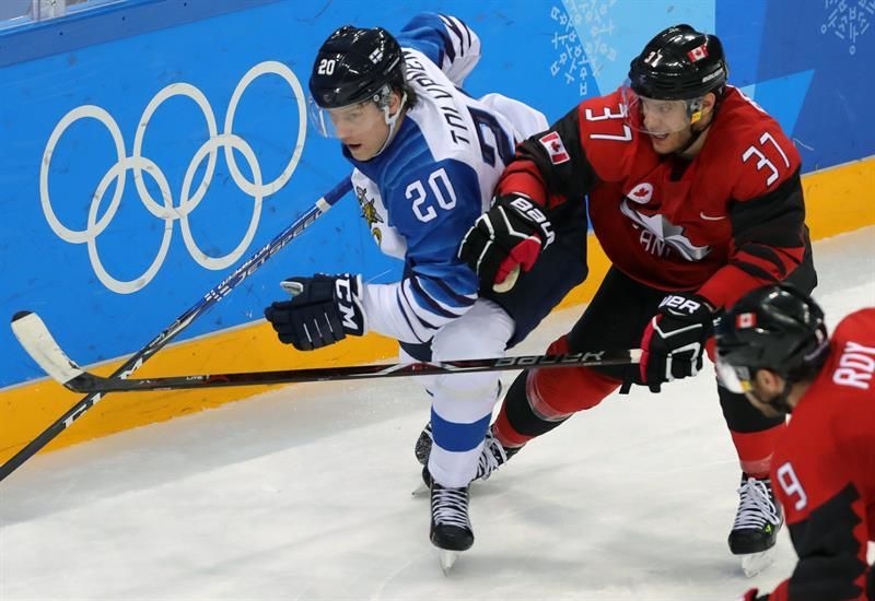 Canadá, a semifinales tras derrotar a Finlandia (1-0)