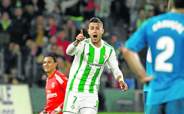 Sergio León pulveriza sus registros de la temporada pasada