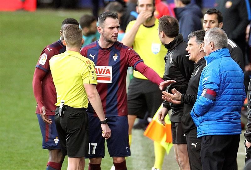 Mendilibar destaca que sus jugadores "tienen fe ciega en lo que hacen"