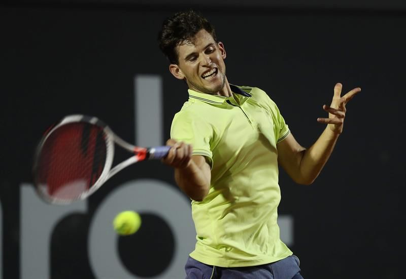 El austríaco Dominic Thiem avanza a cuartos en Río tras el abandono de Andújar