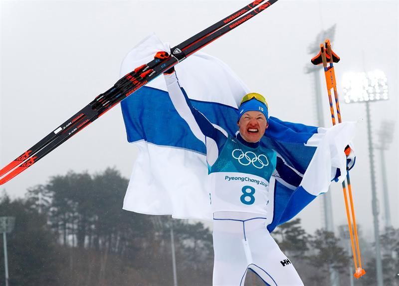 El finés Niskanen, campeón olímpico de 50 kilómetros clásico con salida en masa
