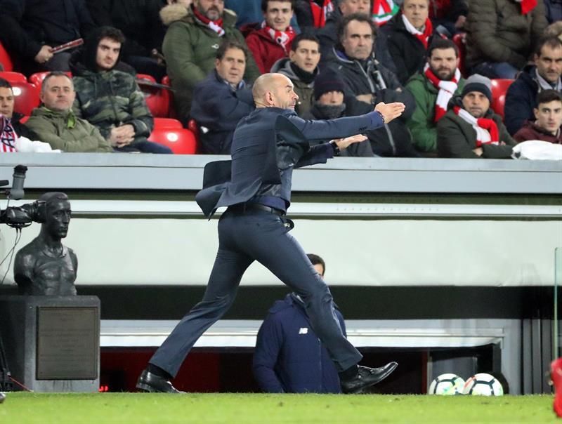 Las Palmas, sin Bigas, Momo, Emenike y Peñalba para recibir al FC Barcelona