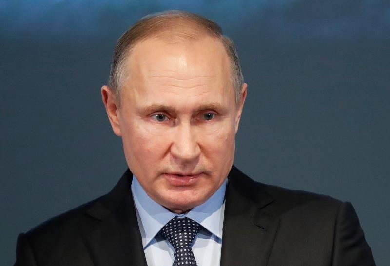 Putin llama a garantizar la seguridad de los futbolistas y los aficionados durante el Mundial