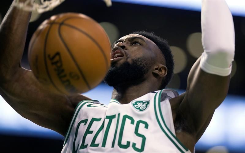 134-106. Irving y los Celtics detienen la marcha de los Hornets