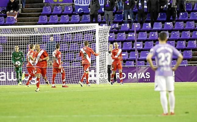El Huesca pierde fuelle, el Córdoba respira y Sampedro resiste