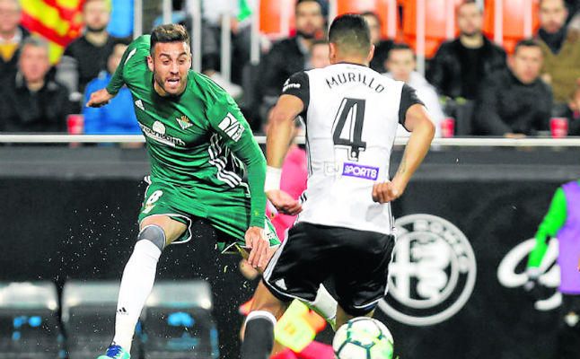 El Betis, impuntual en la cita de Mestalla