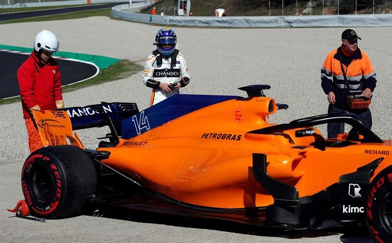 Alonso, a pesar de los problemas, asegura: "Llegamos a Australia preparados"