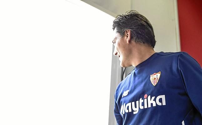 El 'dardito' de Montella, quien sólo piensa en el Valencia, al Betis