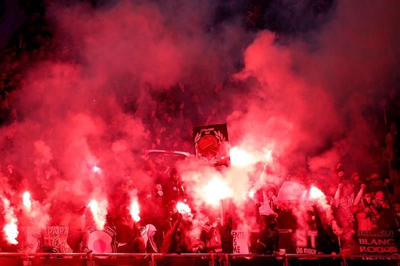 Siete ultras del PSG, sancionados por llevar bengalas en el PSG-Real Madrid