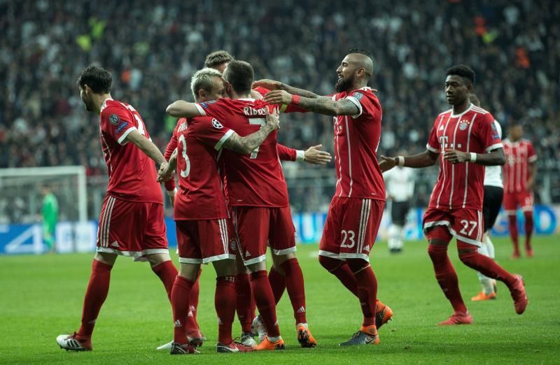 1-3. El Bayern refrenda su pase a cuartos con un triunfo en Estambul