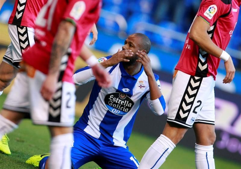 Sidnei admite que el partido ante Las Palmas es "una final" para el Dépor