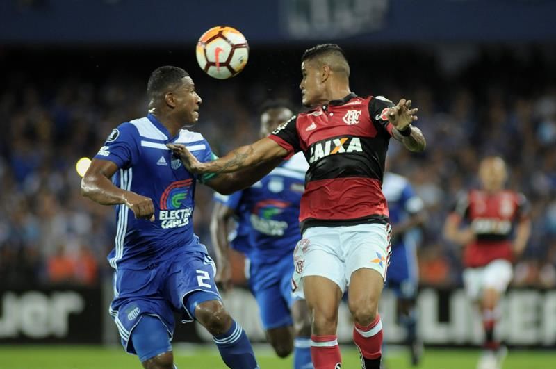 1-2. Vinicius Júnior arregla con doblete en 18 minutos los problemas del Flamengo