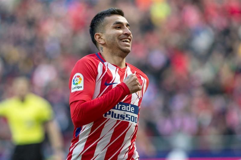 Sampaoli cita a Ángel Correa por el Kun Agüero