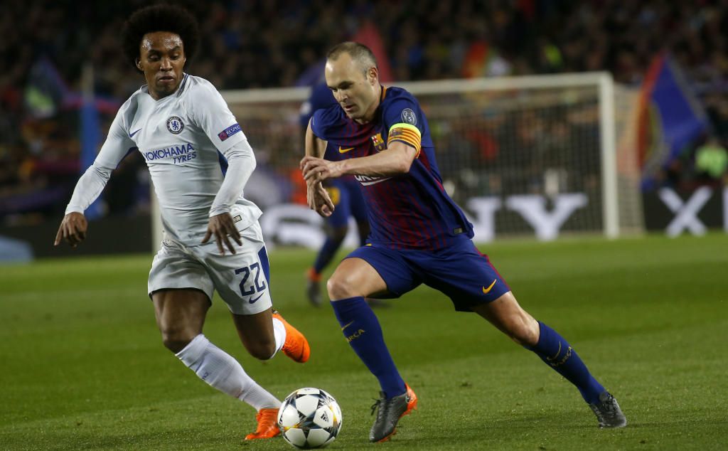 Iniesta, muy cerca de dejar el Barça