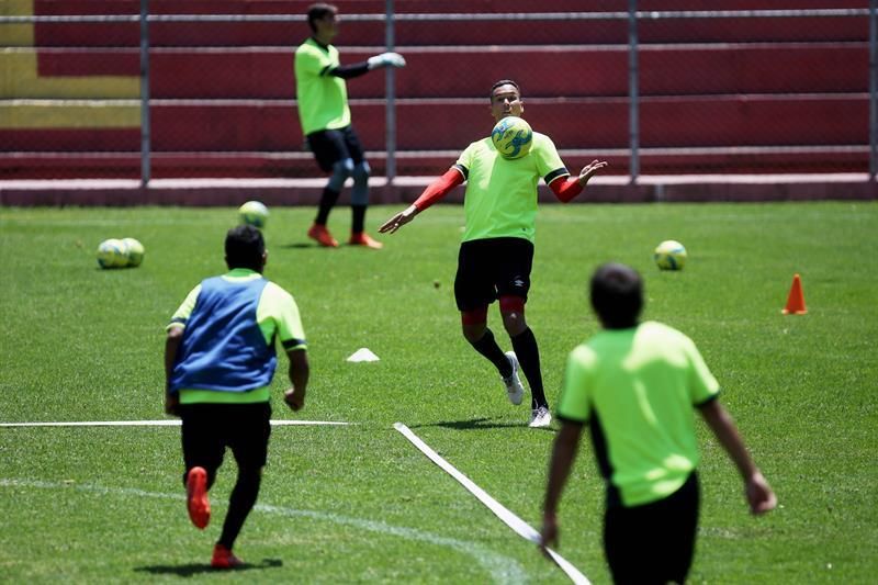 Panamá dará "el todo por el todo" en el Mundial, afirma Blas Pérez