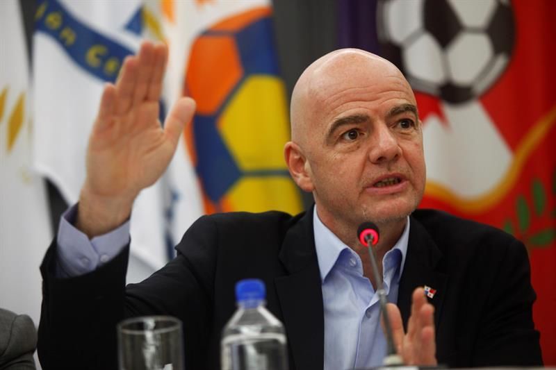 Infantino abraza al VAR y tilda el Mundial 2018 como histórico y excepcional