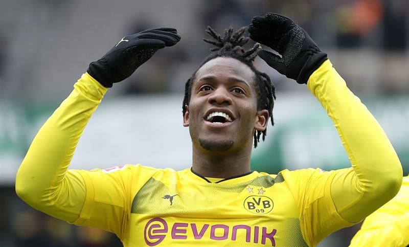 El Dortmund se consolida tercero en la Bundesliga gracias a Batshuayi
