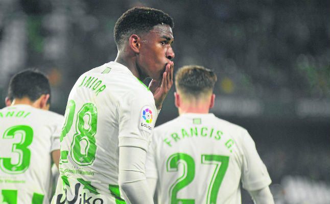 Junior: "No me sorprende el nivel de Loren"