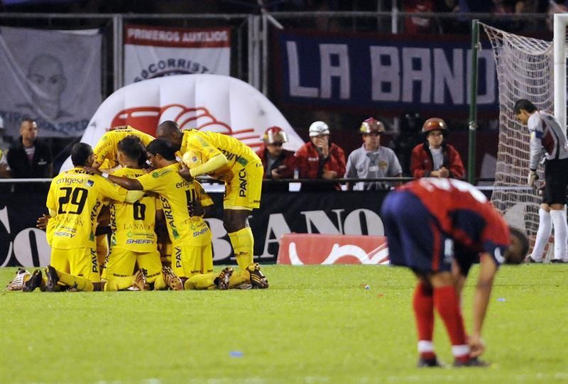 Millonarios sigue en barrena y pierde 2-0 con Junior en la Liga colombiana