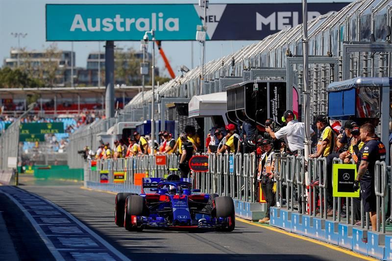 Los dos Toro Rosso, primeros multados en 2018 por superar la velocidad en garaje