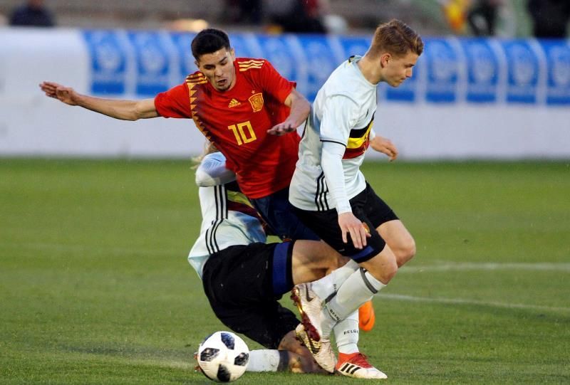 3-0: España vence a Bélgica con un gran Pozo