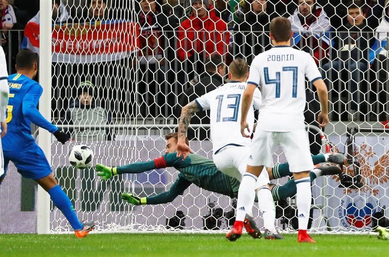 Brasil asusta, Inglaterra cumple, España ilusiona y Argentina golpea