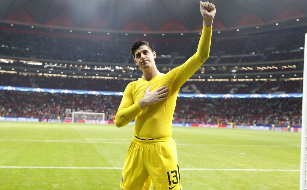 Courtois se resigna a no fichar por el Madrid este año