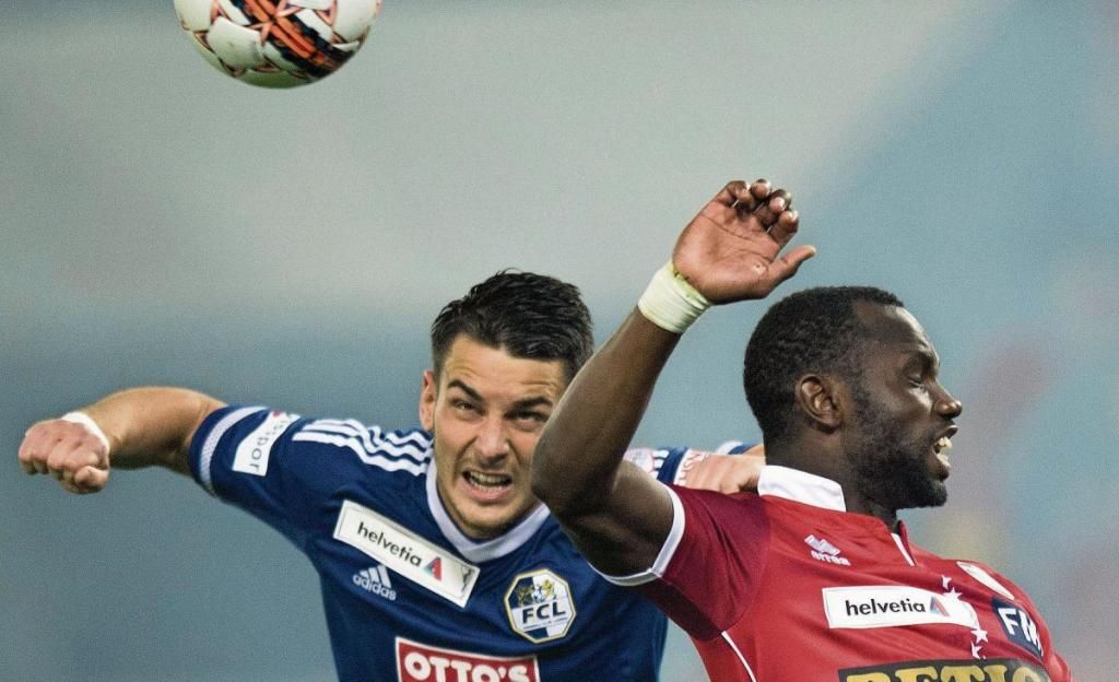 El Aston Villa sigue a Stefan Knezevic