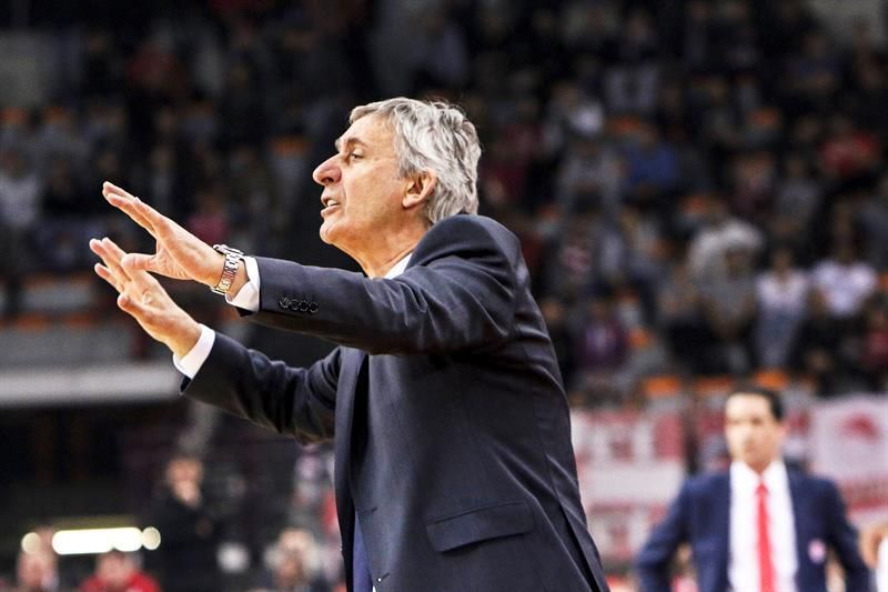 Pesic abre la puerta a buscar un recambio de Séraphin en el mercado