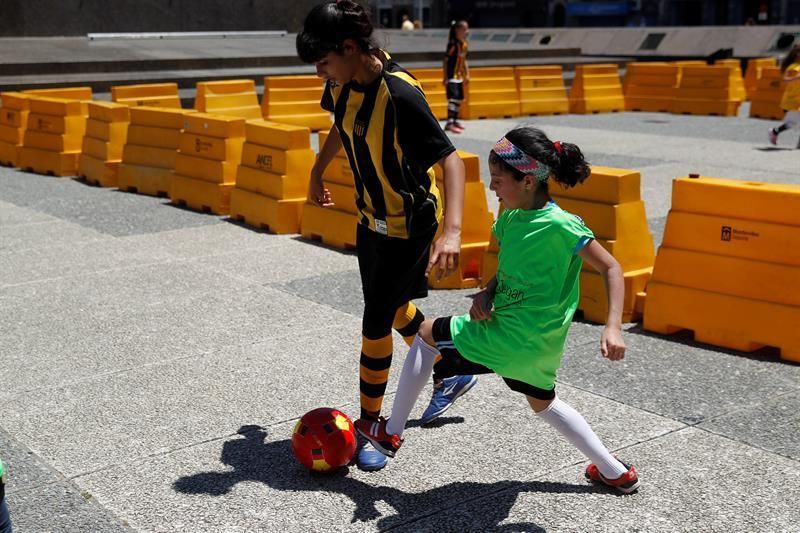 La Unesco lanza un estudio para promover el fútbol femenino