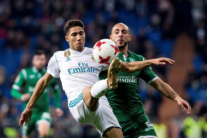 Achraf: "Yo siempre me veo jugando en el Real Madrid"