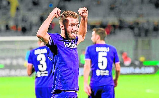 El Betis ya sabe que la Fiorentina comprará a su capitán Pezzella