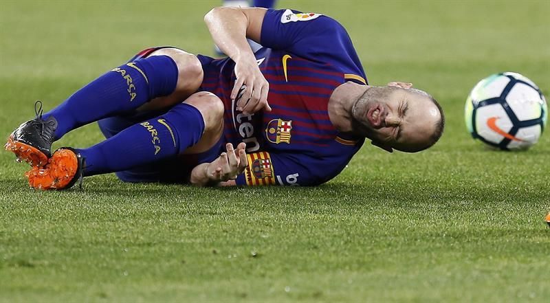 2-2. Messi y Luis Suárez impiden al final la primera derrota del Barça