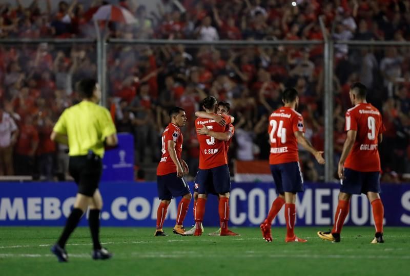 Independiente cayó ante Atlético Tucumán y se alejó de la lucha por el título