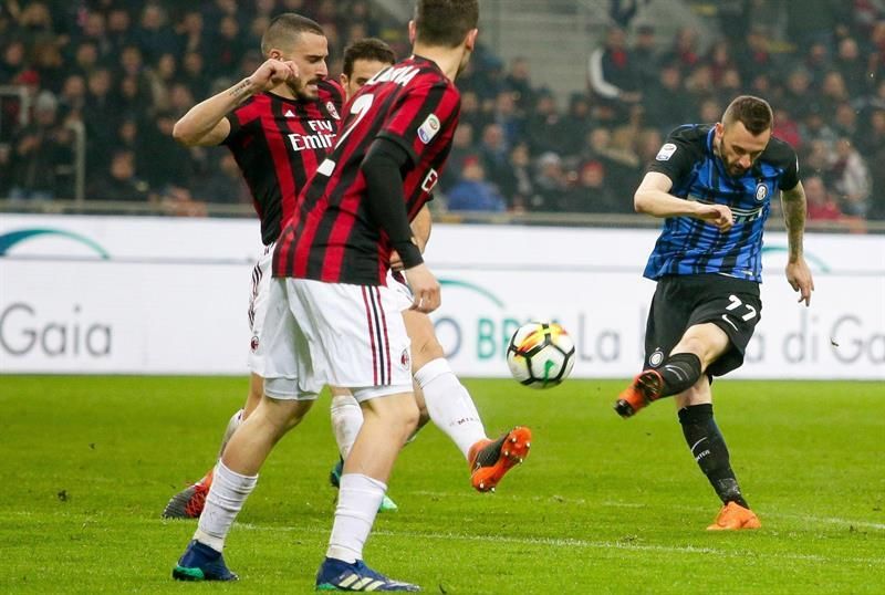 Milan e Inter firman tablas y dejan inalterada la lucha por Europa