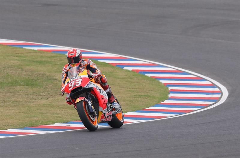 Marc Márquez se exhibe en Argentina