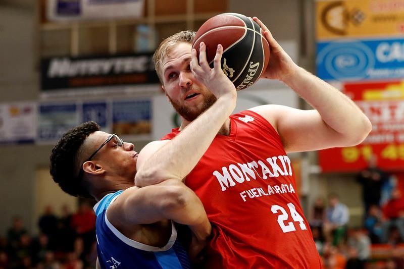 69-79. San Pablo Burgos desarma al Fuenlabrada