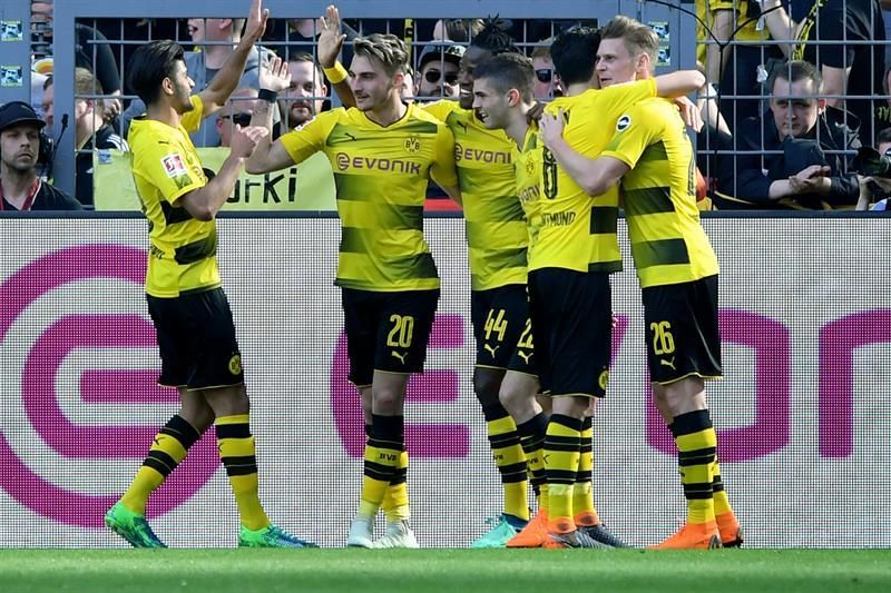 El Dortmund amenaza el segundo puesto del Schalke