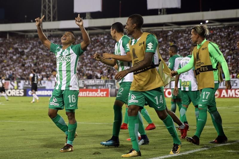 Atlético Nacional derrota a Medellín en el clásico "paisa" y asegura el liderato