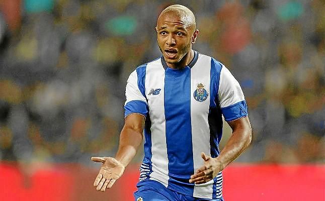 Sitúan al Sevilla en la carrera por Brahimi