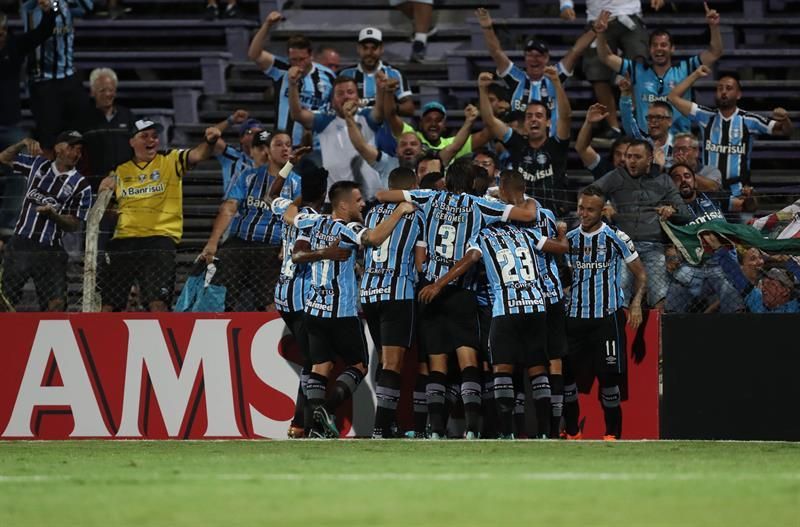 El Gremio se impone al Cruzeiro en el primer partido de la liga brasileña