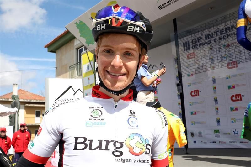 Nicolás Sessler, el único ciclista profesional de Brasil, sueña con la Vuelta