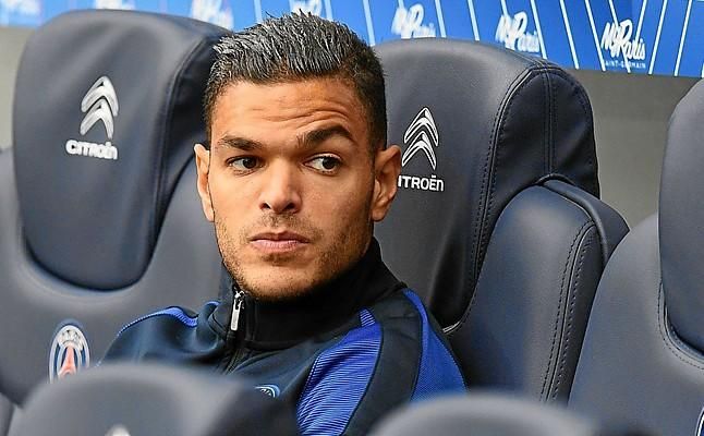 Piden que el PSG deje jugar a Hatem Ben Arfa para que sea campeón
