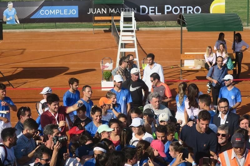 Del Potro inaugura un complejo de tenis con su nombre en Argentina
