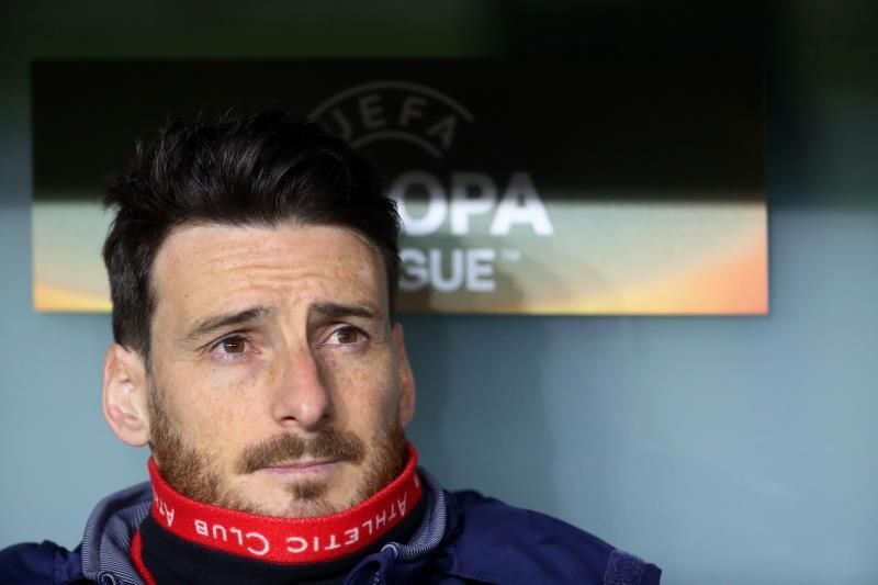 Aduriz sufre una lesión muscular y apunta a baja ante el Levante