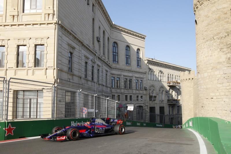 Neumáticos dos grados más blandos para el GP de Azerbaiyán