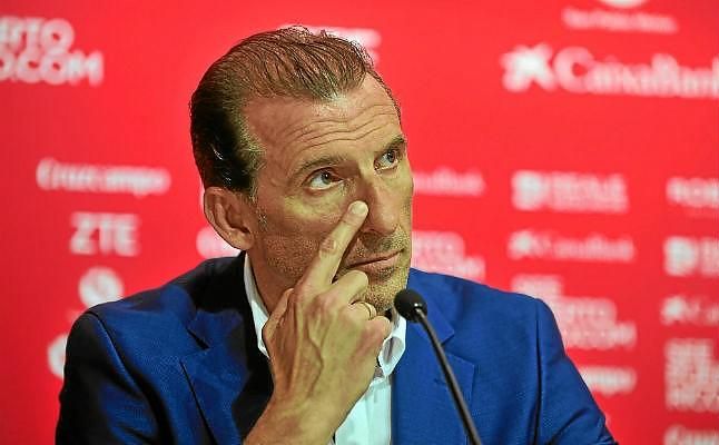 Arias, destituido como director deportivo del Sevilla