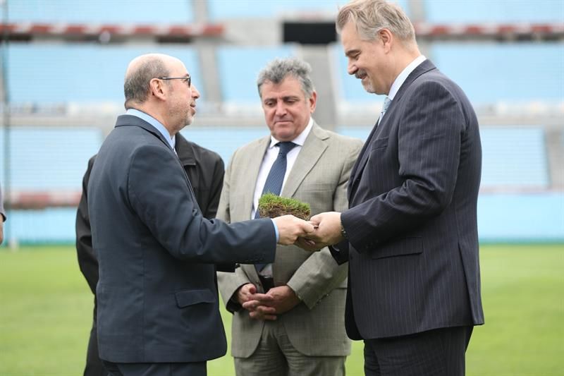 Uruguay viajará a Rusia acompañado por césped del mítico estadio Centenario